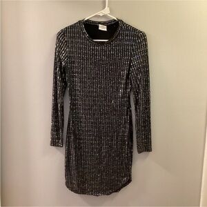 B.DARLIN bodycon dress black w/silver metallic Woman’s size 7/8